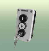 Защитные роллеты. Управление - клавиша на ключ